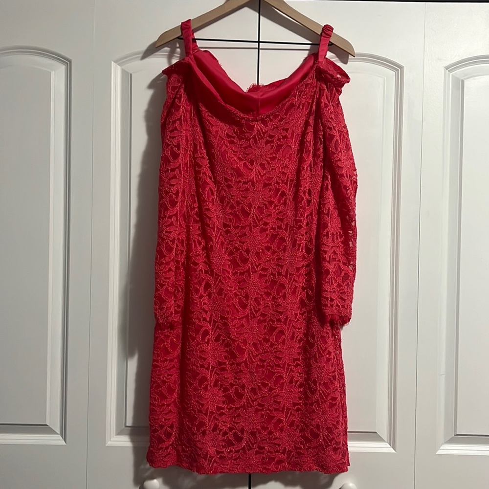Off the shoulder lace dress. 💗 coral/pink. Size 14